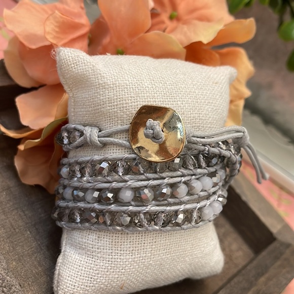 JBloom White, Grey, Silver Beaded Wrap - Picture 3 of 5